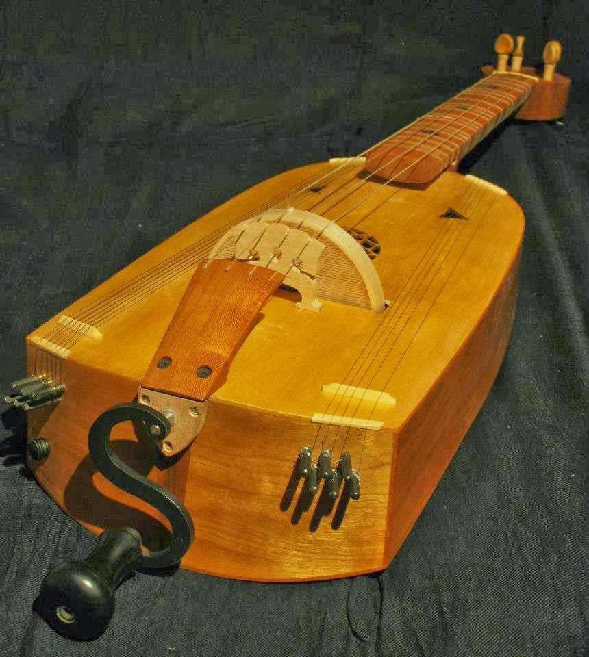 ハーディ・ガーディ hurdy gurdy ヨーロッパ 手作り古楽器 民族楽器